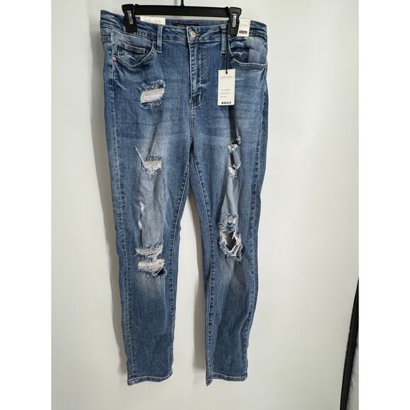 Judy Blue Wmn 15/32 Hi-Rise Cuffed Boyfriend Distressed Denim Jeans Cruel Summer - Picture 6 of 6